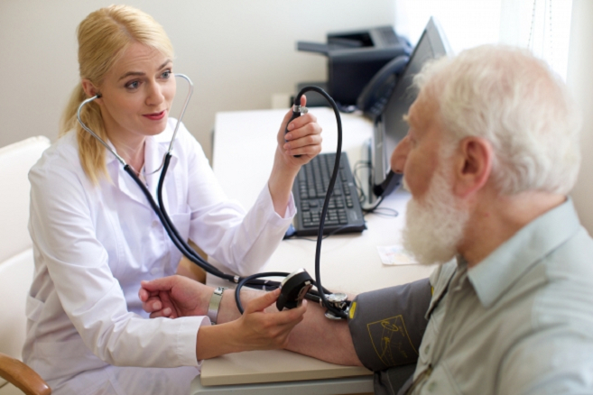 ミネラルウォーターが高血圧の改善に有効!? 米大学での研究結果が発表！